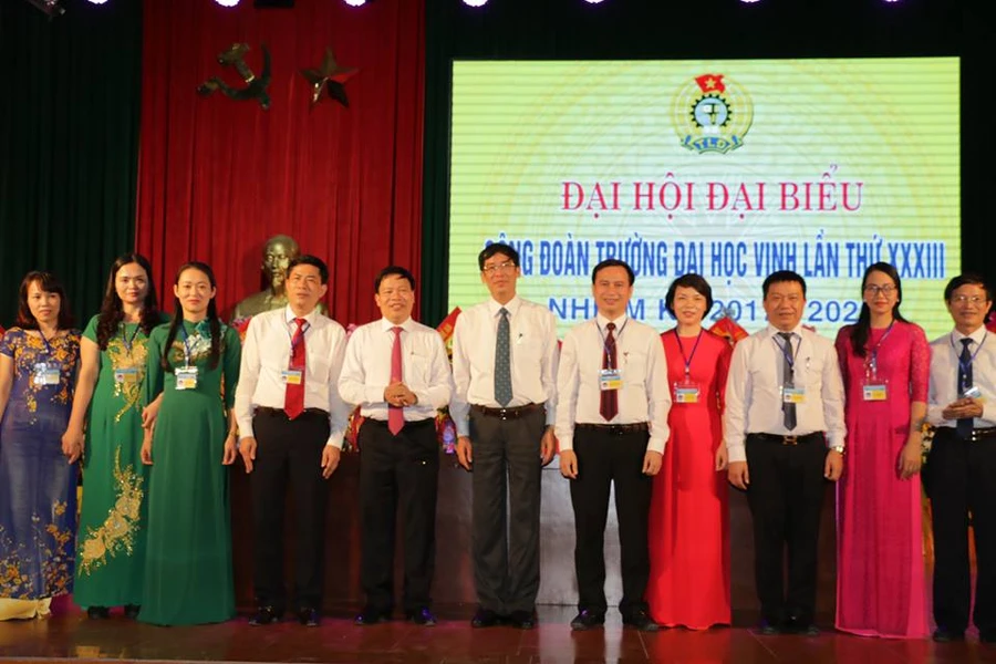 Ra mắt Ban chấp hành Công đoàn Trường Đại học Vinh nhiệm kỳ 2017 – 2022