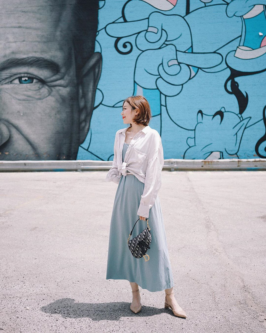 Diện váy, chị em cứ mix với 4 đôi giày sau thì cặp chân sẽ được kéo dài “ác liệt” ảnh 1 Diện váy, chị em cứ mix với 4 đôi giày sau thì cặp chân sẽ được kéo dài “ác liệt” ảnh 1