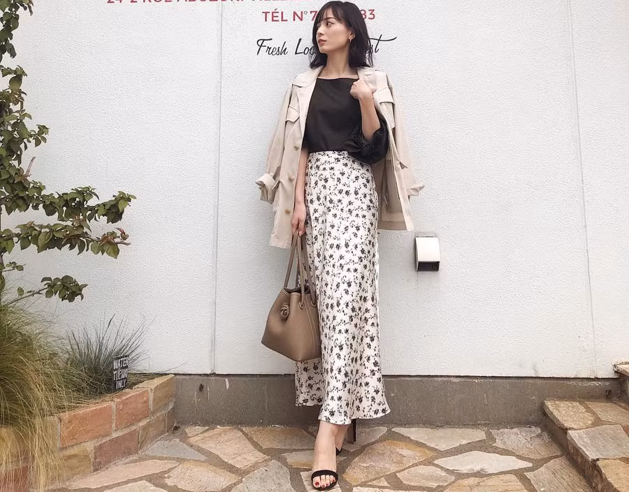 Sandals quai mảnh là một lựa chọn giày dép vô cùng tinh tế, dễ kết hợp và là bảo chứng cho vẻ ngoài nữ tính, trang nhã của người diện.