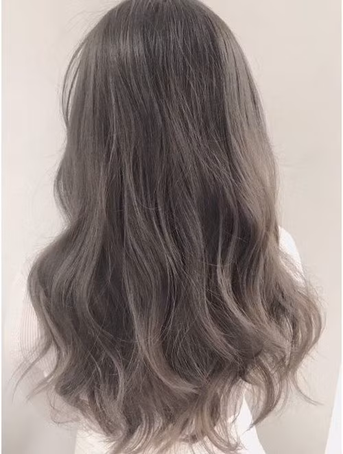 Tuyển tập những mái tóc xoăn buông xõa giúp nàng tỏa sáng, xinh như hoa hậu