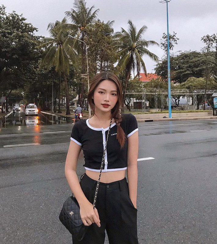 4 công thức lười biếng cứ mặc lên là auto xinh và sành điệu, bảo sao các nàng thi nhau diện ầm ầm từ đầu hè đến giờ - Ảnh 16. 4 công thức lười biếng cứ mặc lên là auto xinh và sành điệu, bảo sao các nàng thi nhau diện ầm ầm từ đầu hè đến giờ - Ảnh 16.