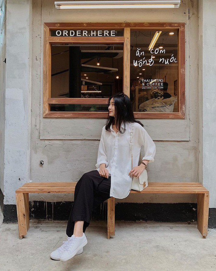 4 công thức lười biếng cứ mặc lên là auto xinh và sành điệu, bảo sao các nàng thi nhau diện ầm ầm từ đầu hè đến giờ - Ảnh 12. 4 công thức lười biếng cứ mặc lên là auto xinh và sành điệu, bảo sao các nàng thi nhau diện ầm ầm từ đầu hè đến giờ - Ảnh 12.