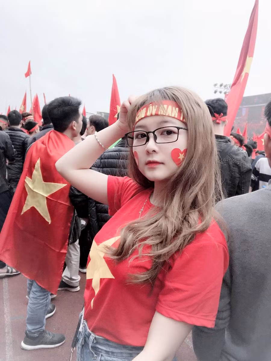 9X Hải Dương bị “khủng bố tin nhắn” vì quá xinh ảnh 4