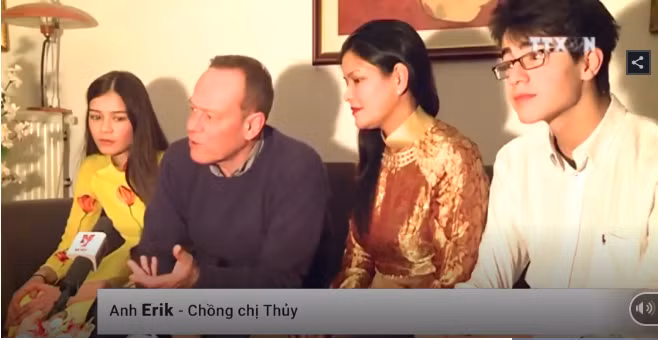 Danh tính chàng con lai Việt - Bỉ khiến bản tin phát sóng 1 năm trước gây sốt trở lại - Ảnh 1. Danh tính chàng con lai Việt - Bỉ khiến bản tin phát sóng 1 năm trước gây sốt trở lại - Ảnh 1.