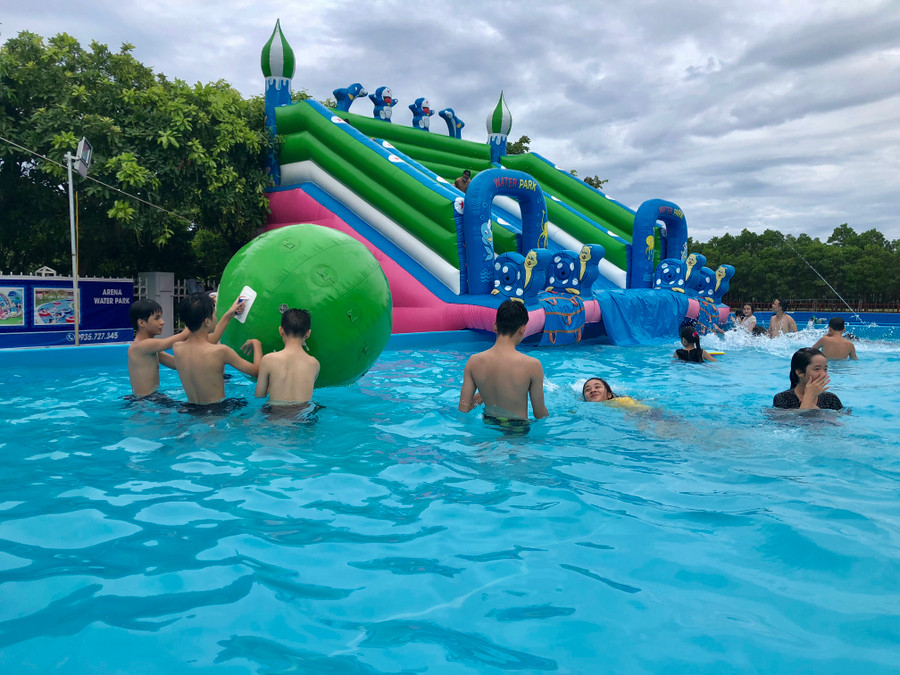 Công viên nước mini - là một mô hình khép kín các hoạt động bơi lội, vui chơi dưới nước.