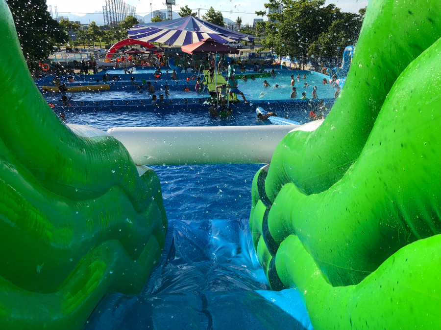 Công viên nước giúp trẻ em, học sinh nâng cao kỹ năng bơi lội, kỹ năng phòng tránh đuối nước.