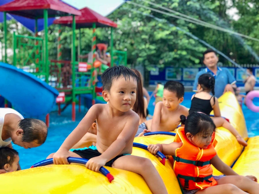 Công viên nước Arena Bay Cam Ranh (TP. Cam Ranh, tỉnh Khánh Hòa) chính thức khánh thành và đi vào hoạt động từ ngày 20/10/2018.