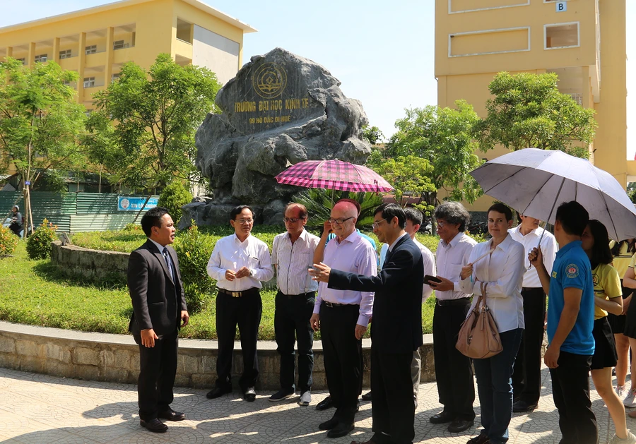 Có hơn 100 chuyên gia hàng đầu thế giới trong lĩnh vực tài chính, ngân hàng tham dự hội thảo 