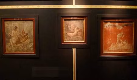 Ngượng chín mặt với bảo tàng ‘sung sướng’ nhất thế giới ảnh 8