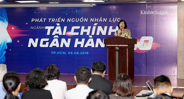 GS.TS Mai Hồng Quỳ- Hiệu trưởng Trường ĐH Hoa Sen phát biểu tại hội thảo