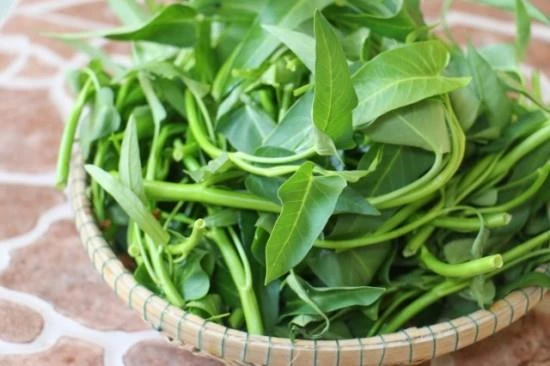 3 sai lầm cần lưu ý khi ăn rau muống nhiều gia đình hay mắc phải 