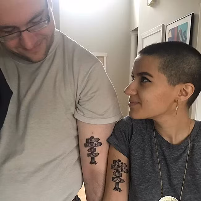 Gợi ý những hình xăm đôi độc đáo dành cho những cặp đôi đang yêu nhau ảnh 18