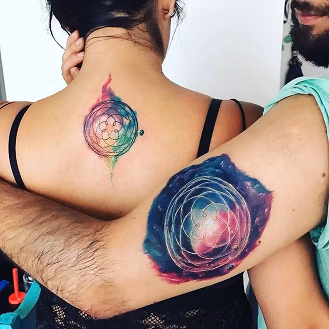 Gợi ý những hình xăm đôi độc đáo dành cho những cặp đôi đang yêu nhau ảnh 11