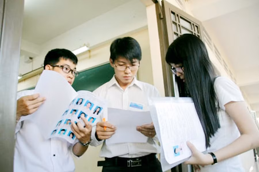 Trước giờ vào phòng thi