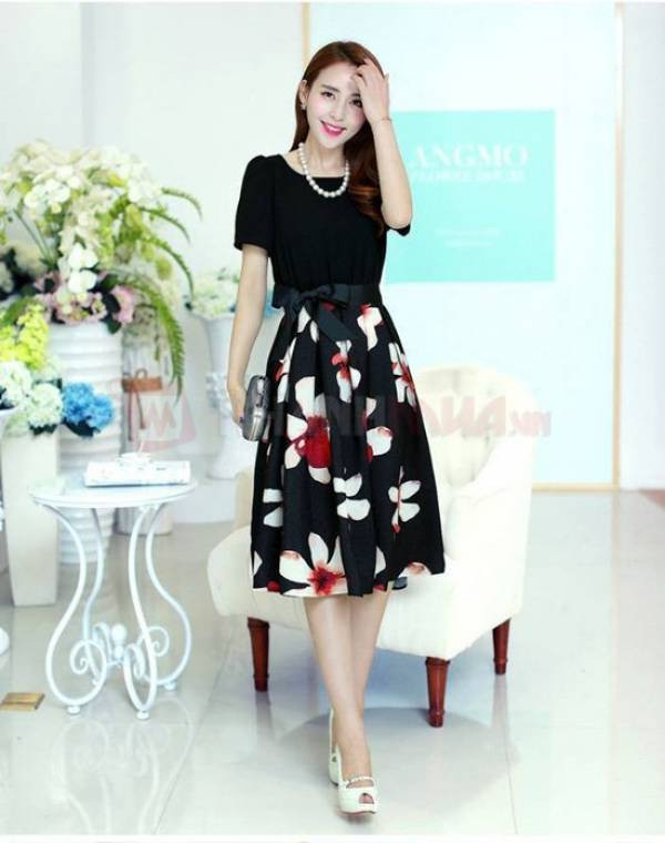 4 cách phối đồ với chân váy hoa xòe siêu xinh ảnh 1 4 cách phối đồ với chân váy hoa xòe siêu xinh ảnh 1