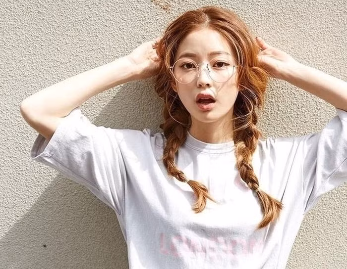 Để kiểu tóc tết như này chắc chắn nàng xinh chẳng kém gái Hàn đâu