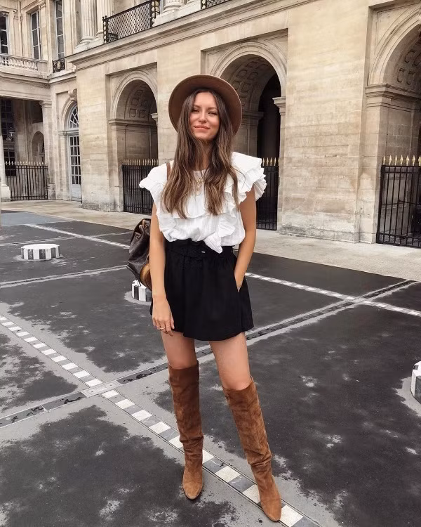 Instagram tuần qua; mùa hè vẫn vô tư diện quần jean với những cách mix đơn giản mà trẻ trung