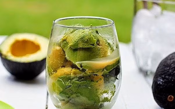 Những sai lầm khi ăn khiến quả bơ thành... thuốc độc ảnh 1 nhung sai lam khi an khien qua bo thanh ... thuoc doc - 1