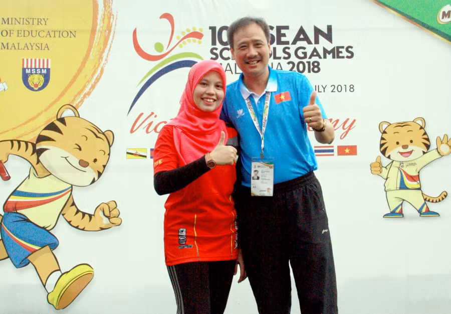 Siti Mariam – TNV của đội điền kinh luôn vui vẻ và nhiệt tình Siti Mariam – TNV của đội điền kinh luôn vui vẻ và nhiệt tình