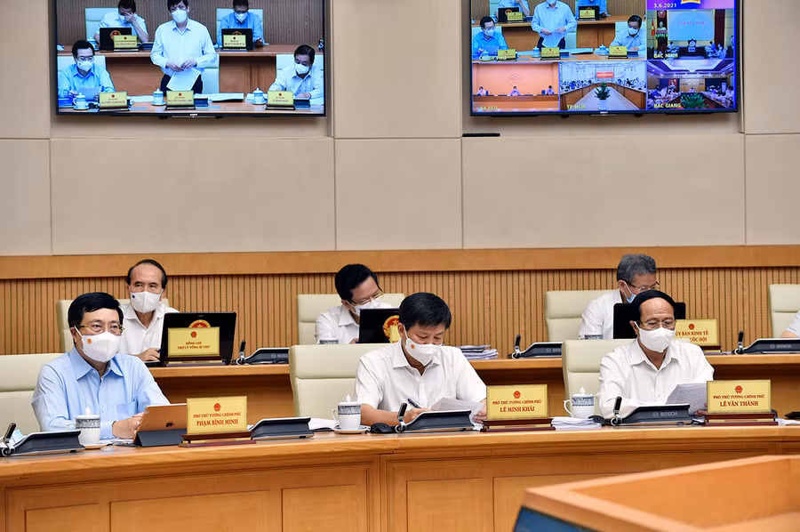 Các thành viên Chính phủ tham dự phiên họp - Ảnh: VGP/Nhật Bắc.