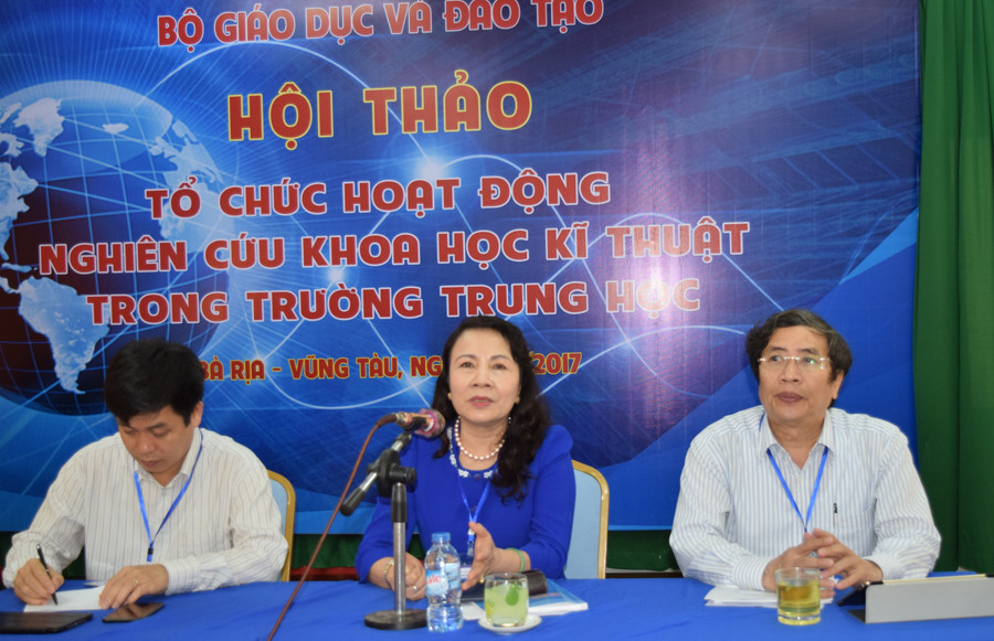 Thứ trưởng Nguyễn Thị Nghĩa chủ trì hội thảo