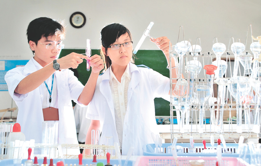 Nghiên cứu khoa học cần đặt trọng tâm vào các lĩnh vực mũi nhọn Nghiên cứu khoa học cần đặt trọng tâm vào các lĩnh vực mũi nhọn