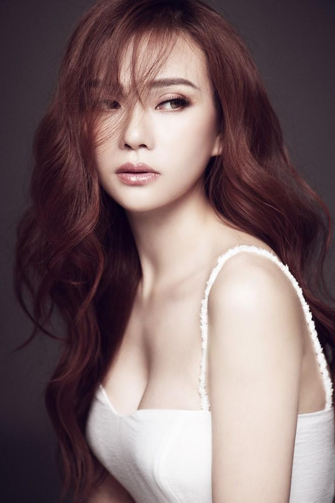 Yến Trang chia sẻ bị mắc chứng sợ kết hôn và ràng buộc ảnh 1 oc-thanh-van-tiet-lo-ca-si-yen-trang-mac-hoi-chung-so-ket-hon-va-rang-buoc-d-1559959750-804-width660height990