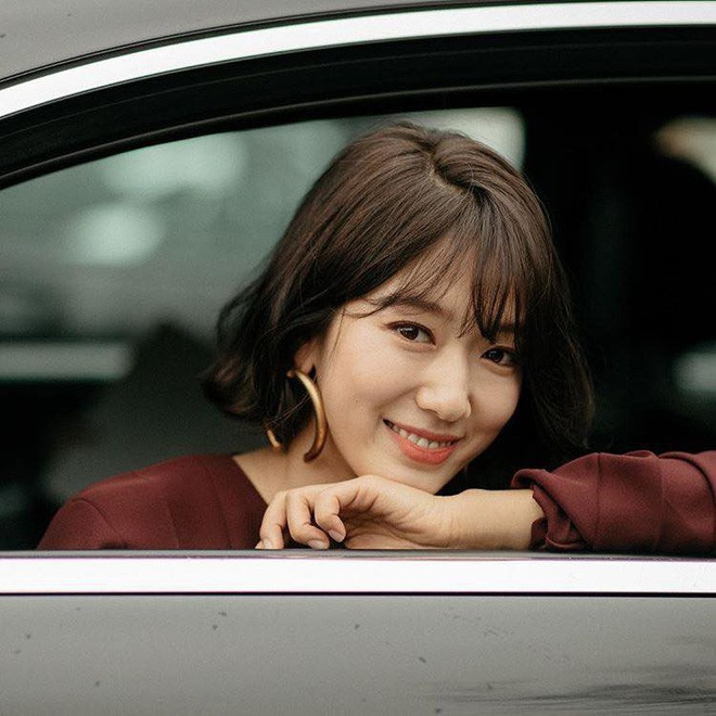 Chỉ cần thay đổi kiểu tóc, loạt mỹ nhân Hàn thay đổi ngoại hình 180 độ ảnh 5 Empty