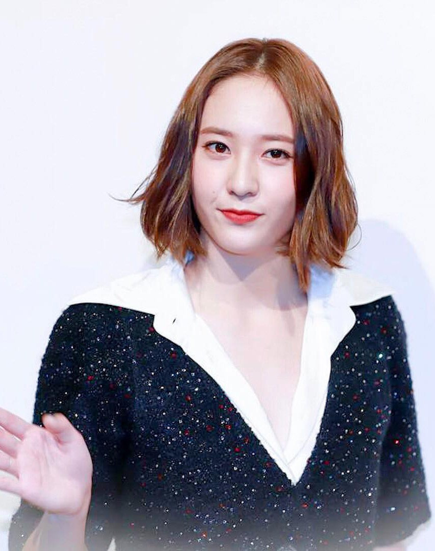 Chỉ cần thay đổi kiểu tóc, loạt mỹ nhân Hàn thay đổi ngoại hình 180 độ ảnh 29 Empty