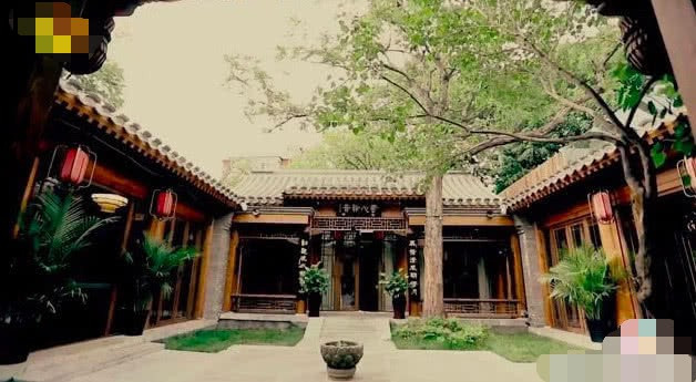 Chiêm ngưỡng cơ ngơi khủng sánh ngang bảo tàng của “Hòa Thân” Vương Cương - Ảnh 2. Chiêm ngưỡng cơ ngơi khủng sánh ngang bảo tàng của “Hòa Thân” Vương Cương - Ảnh 2.