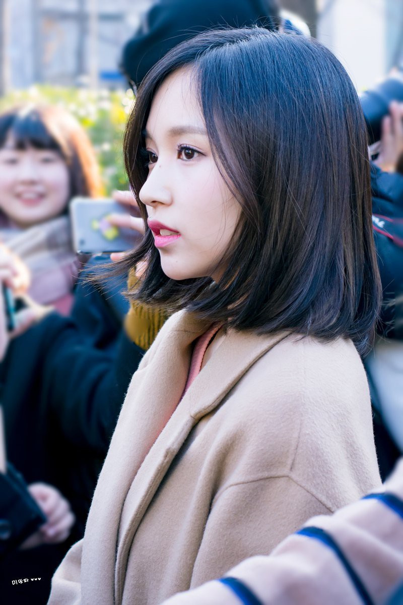 Chỉ cần thay đổi kiểu tóc, loạt mỹ nhân Hàn thay đổi ngoại hình 180 độ ảnh 14 Empty