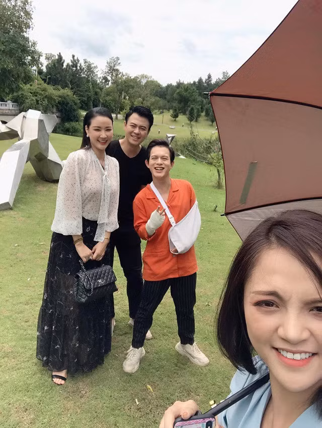 Diễn viên Maya trong Về nhà đi con: Phim xinh đẹp quyến rũ, ngoài đời sexy mê hồn - Ảnh 3.