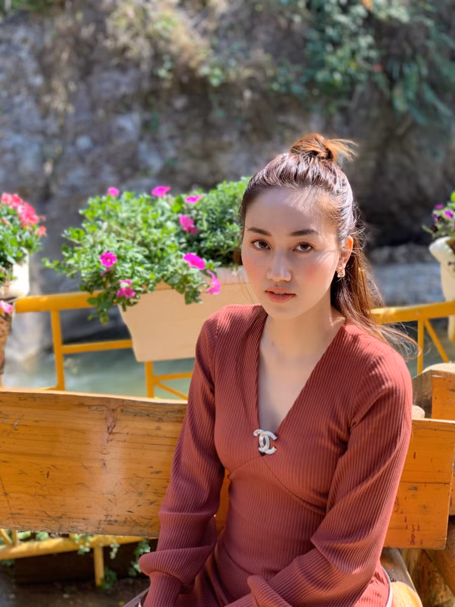 Cuộc sống như “bà hoàng” của chị em Á hậu Trà My - Thanh Tú sau khi kết hôn với chồng đại gia ảnh 12