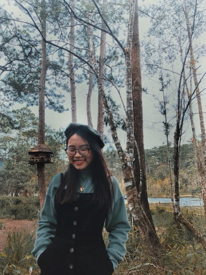 Phương Mỹ Chi thay đổi thế nào sau khi bị chỉ trích mặc gợi cảm? ảnh 4 Phuong My Chi thay doi the nao sau khi bi chi trich mac goi cam, khong phu hop voi lua tuoi? hinh anh 5