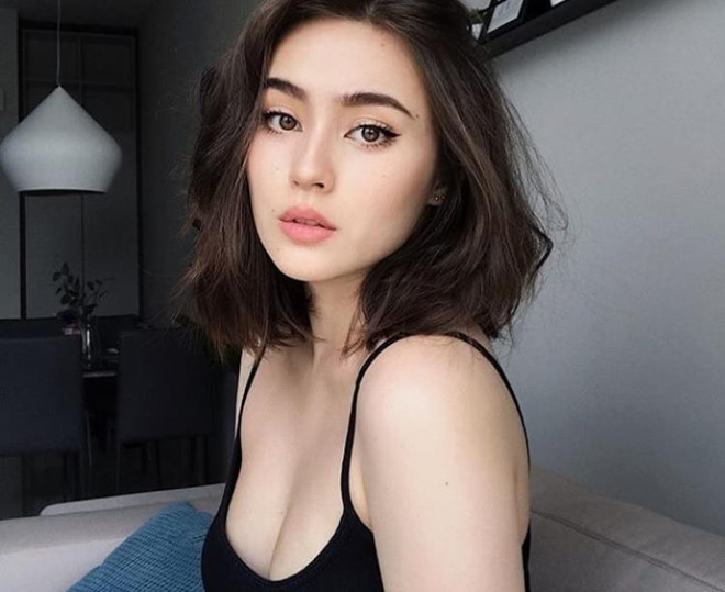Những "bông hồng lai" xinh đẹp, sang chảnh đúng chất "con nhà giàu" ảnh 6 Nhung