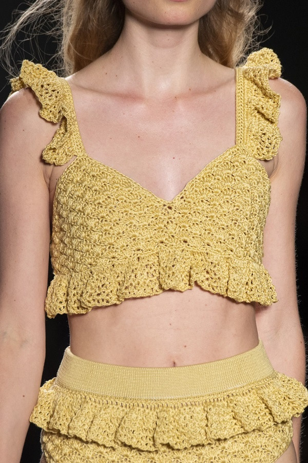 7 kiểu áo gây sốt mùa hè năm nay ảnh 3 7 kiểu áo là mốt của hè năm nay