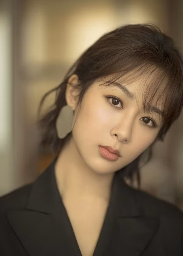 Người đàn ông mất gần 6 tỷ đồng để chi tiền cho bạn gái ảo lấy ảnh Dương Tử làm avatar