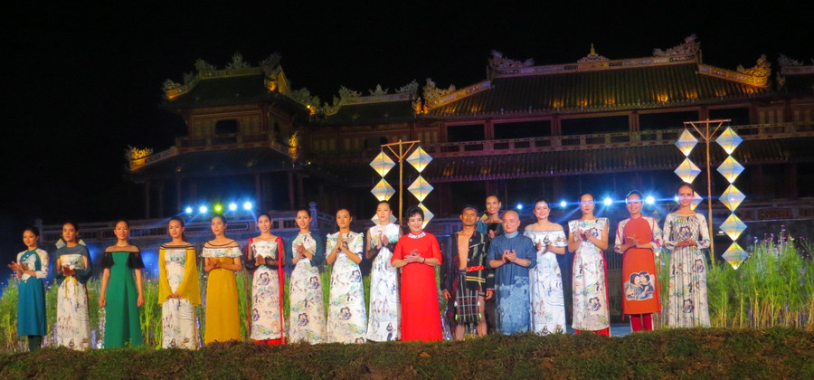 Bộ sưu tập không gian văn hóa cồng chiên Tây Nguyên của nhà thiết kế Quang Huy