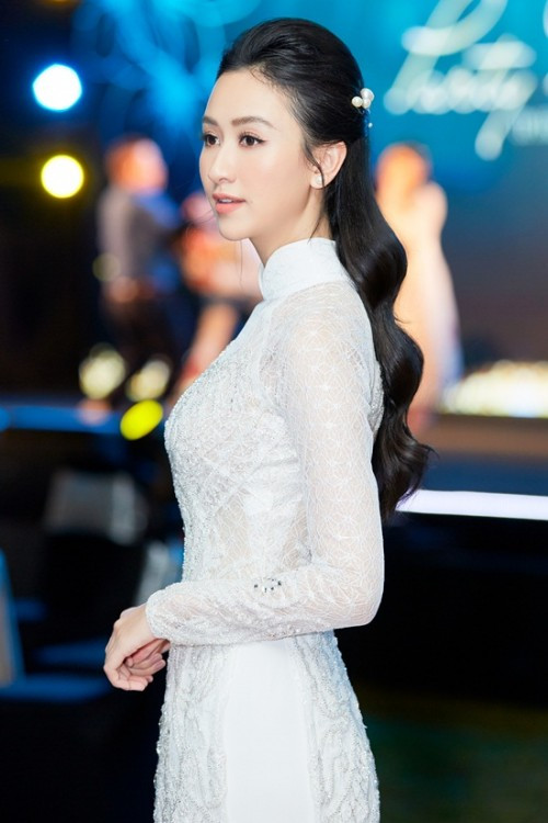 Á hậu Hà Thu trải lòng thấm thía về nghề ca sĩ sau khoảng thời gian đi hát - Ảnh 1 Á hậu Hà Thu trải lòng thấm thía về nghề ca sĩ sau khoảng thời gian đi hát - Ảnh 1