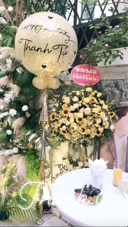 Cuộc sống như “bà hoàng” của chị em Á hậu Trà My - Thanh Tú sau khi kết hôn với chồng đại gia ảnh 32 Cuộc sống như “bà hoàng” của chị em Á hậu Trà My - Thanh Tú sau khi kết hôn với chồng đại gia ảnh 32