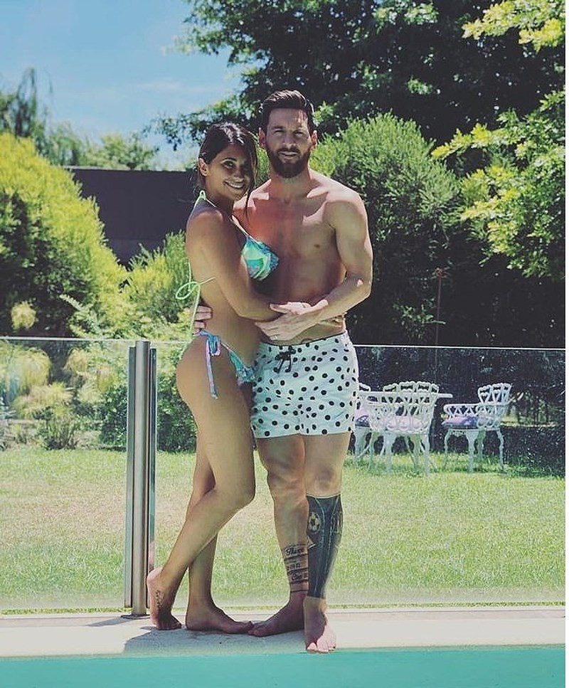 Ảnh độc: Messi tạo dáng bên vợ từ khi còn là cậu bé 10 tuổi ảnh 4 Ảnh độc: Messi tạo dáng bên vợ từ khi còn là cậu bé 10 tuổi ảnh 4