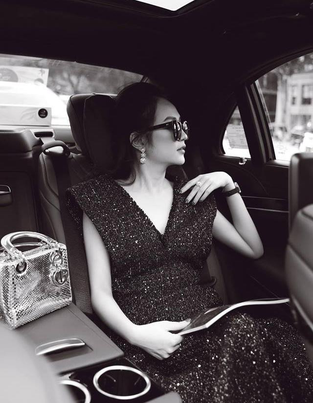 Tuấn Hưng sơ hở để lộ nhan sắc đời thực của bà xã, có lung linh như trên ảnh? ảnh 10 Tuấn Hưng sơ hở để lộ nhan sắc đời thực của bà xã, có lung linh như trên ảnh? ảnh 10