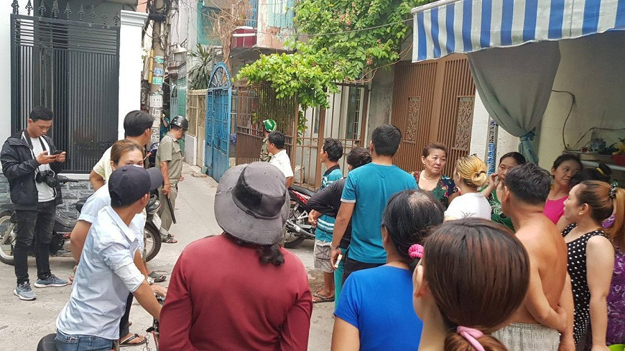 Lời khai của nghi phạm giết cô ruột bằng búa ở TP.HCM hình ảnh 2 loi khai cua nghi pham giet co ruot bang bua o tp.hcm hinh anh 2