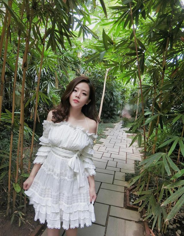 Cuộc sống thượng lưu bên trời Tây của hot girl thừa kế đình đám Việt Nam ảnh 8 Cuộc sống thượng lưu bên trời Tây của hot girl thừa kế đình đám Việt Nam-8