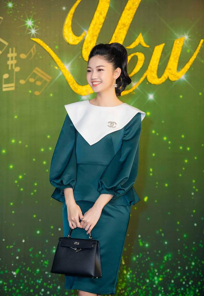 Cuộc sống như “bà hoàng” của chị em Á hậu Trà My - Thanh Tú sau khi kết hôn với chồng đại gia ảnh 26 Cuộc sống như “bà hoàng” của chị em Á hậu Trà My - Thanh Tú sau khi kết hôn với chồng đại gia ảnh 26