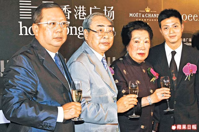 Gia tộc phong lưu nhất Hong Kong: Anh hẹn hò thiếu nữ đáng tuổi cháu, em chuyên săn minh tinh - Ảnh 1.