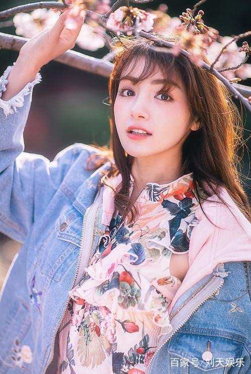 ngam 2 vu nu dep tuyet tran, la tuong dai nhan sac o tan cuong hinh anh 14