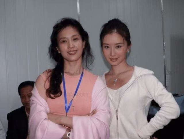 Là đại mỹ nhân, nhưng chỉ vì điều này mà Lưu Diệc Phi bị cho là xấu nhất nhà ảnh 4