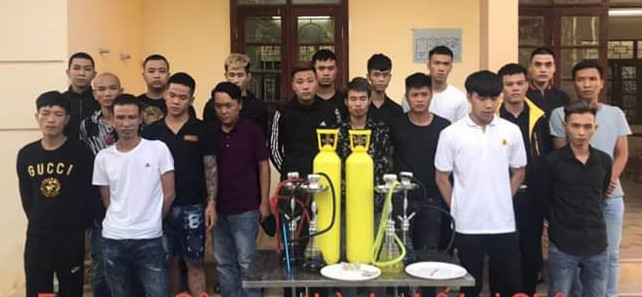 Các đối tượng cùng tang vật