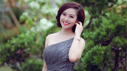 Quá khứ nhiều nước mắt của MC có nụ cười đẹp nhất VTV